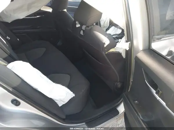 4T1B11HK5KU801919 2019 TOYOTA CAMRY - Image 8
