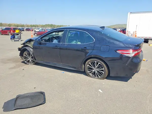 4T1B11HK5KU802410 2019 TOYOTA CAMRY - Image 2