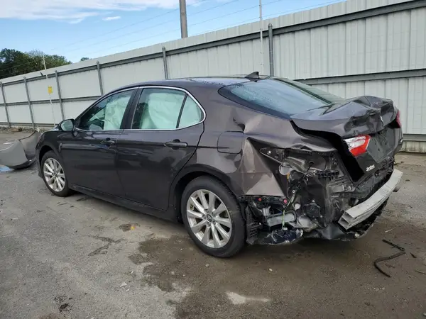4T1B11HK5KU805338 2019 TOYOTA CAMRY - Image 2