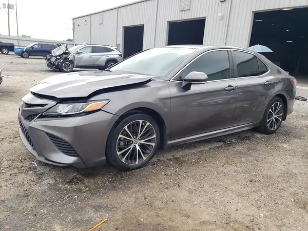 4T1B11HK5KU808028 2019 TOYOTA CAMRY - Image 1