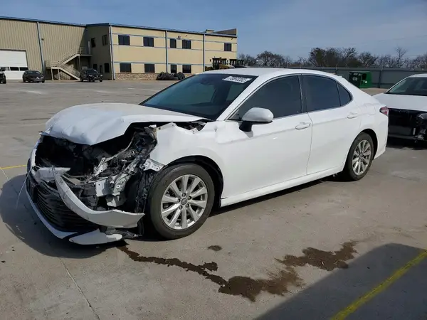 4T1B11HK5KU815173 2019 TOYOTA CAMRY - Image 1