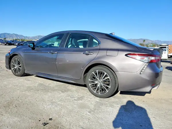4T1B11HK5KU822513 2019 TOYOTA CAMRY - Image 2