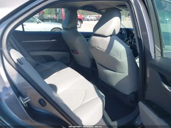 4T1B11HK5KU832653 2019 TOYOTA CAMRY - Image 8