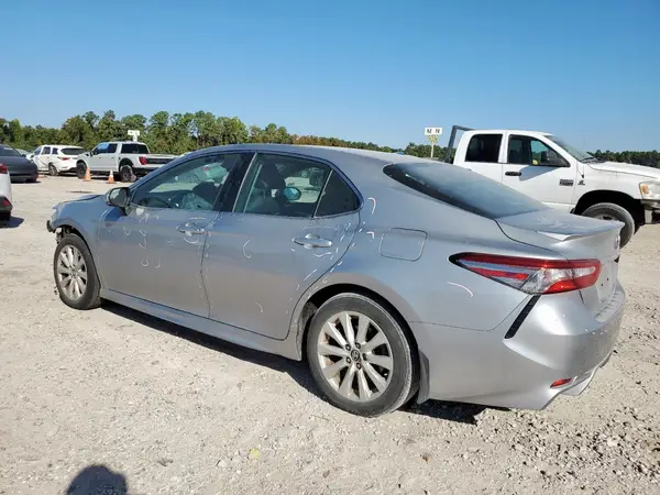 4T1B11HK5KU834628 2019 TOYOTA CAMRY - Image 2