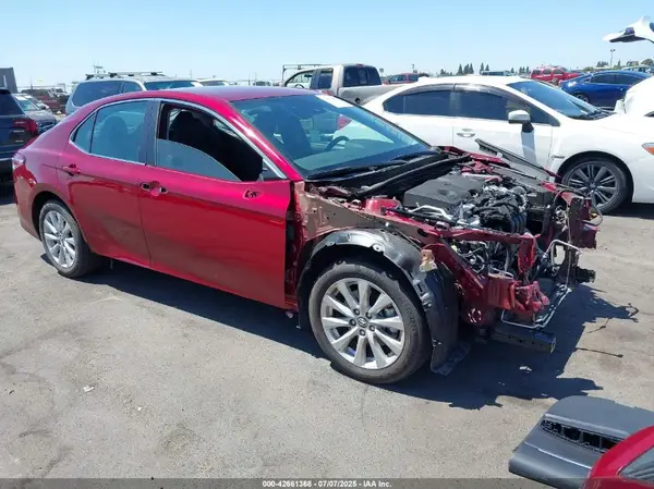 4T1B11HK5KU835388 2019 TOYOTA CAMRY - Image 1