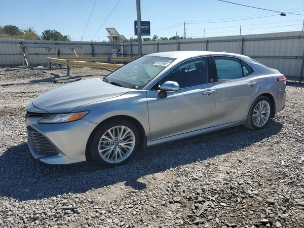 4T1B11HK5KU835620 2019 TOYOTA CAMRY - Image 1