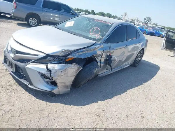 4T1B11HK5KU837092 2019 TOYOTA CAMRY - Image 2