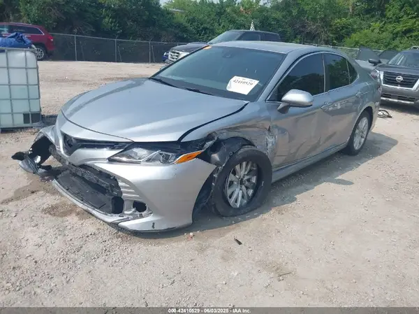 4T1B11HK5KU839134 2019 TOYOTA CAMRY - Image 2