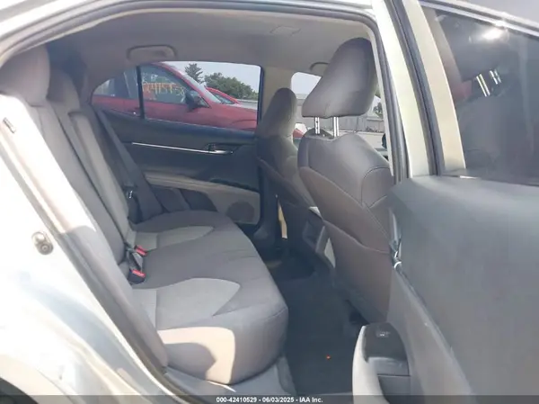 4T1B11HK5KU839134 2019 TOYOTA CAMRY - Image 8