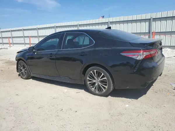 4T1B11HK5KU839330 2019 TOYOTA CAMRY - Image 2