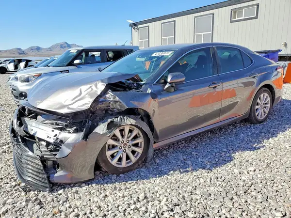 4T1B11HK5KU839974 2019 TOYOTA CAMRY - Image 1