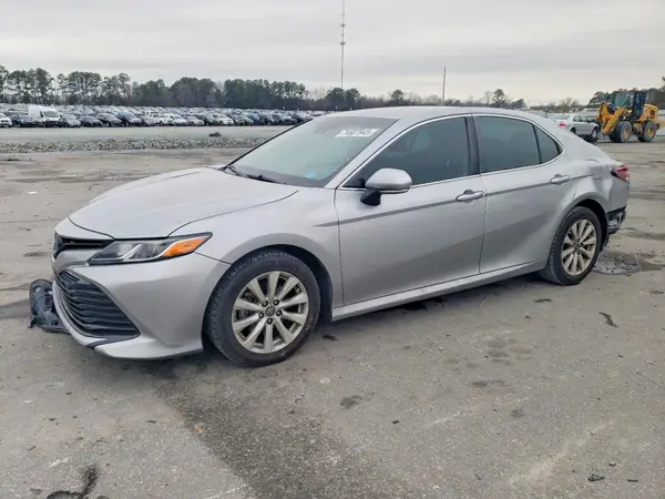 4T1B11HK5KU844205 2019 TOYOTA CAMRY - Image 1