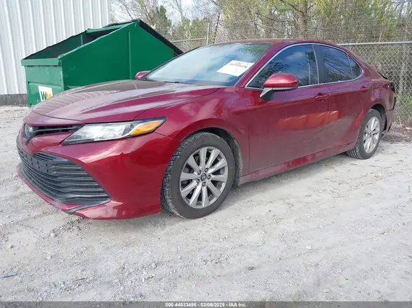 4T1B11HK5KU844530 2019 TOYOTA CAMRY - Image 2