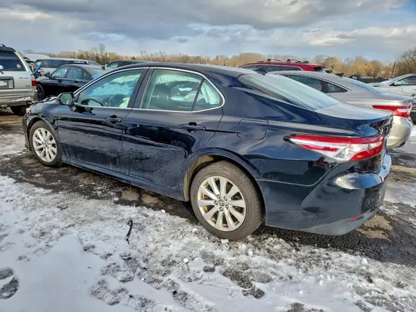 4T1B11HK5KU845998 2019 TOYOTA CAMRY - Image 2