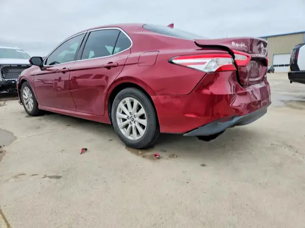 4T1B11HK5KU846858 2019 TOYOTA CAMRY - Image 2