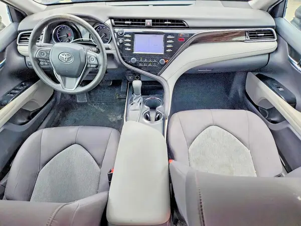 4T1B11HK5KU848688 2019 TOYOTA CAMRY - Image 8