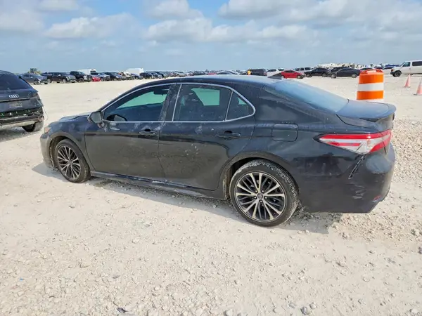 4T1B11HK5KU849744 2019 TOYOTA CAMRY - Image 2