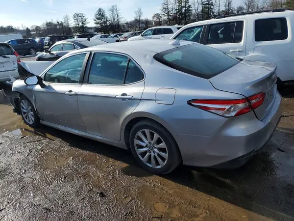 4T1B11HK5KU850912 2019 TOYOTA CAMRY - Image 2
