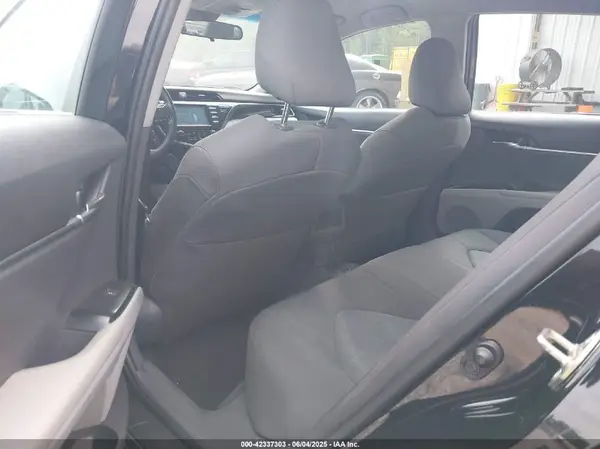 4T1B11HK5KU851686 2019 TOYOTA CAMRY - Image 8
