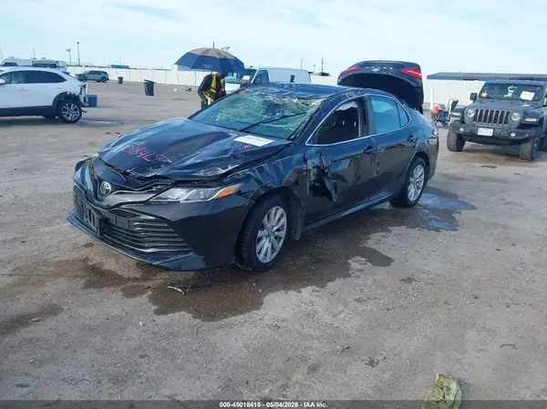 4T1B11HK5KU852739 2019 TOYOTA CAMRY - Image 2