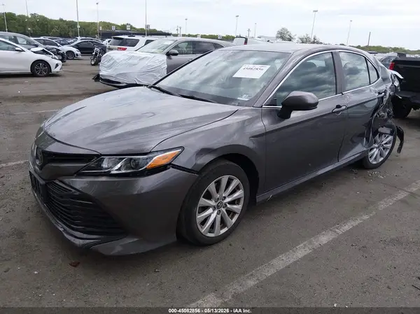 4T1B11HK5KU856841 2019 TOYOTA CAMRY - Image 2