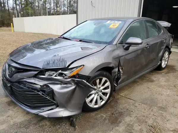 4T1B11HK6JU005856 2018 TOYOTA CAMRY