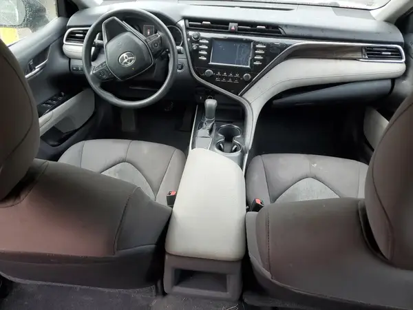4T1B11HK6JU005856 2018 TOYOTA CAMRY - Image 8