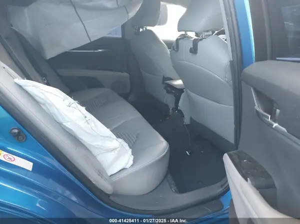 4T1B11HK6JU010202 2018 TOYOTA CAMRY - Image 8