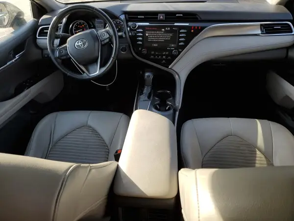 4T1B11HK6JU012418 2018 TOYOTA CAMRY - Image 8