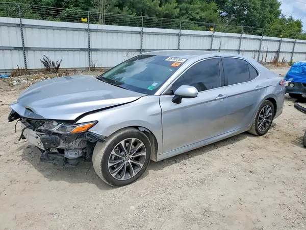 4T1B11HK6JU013794 2018 TOYOTA CAMRY - Image 1