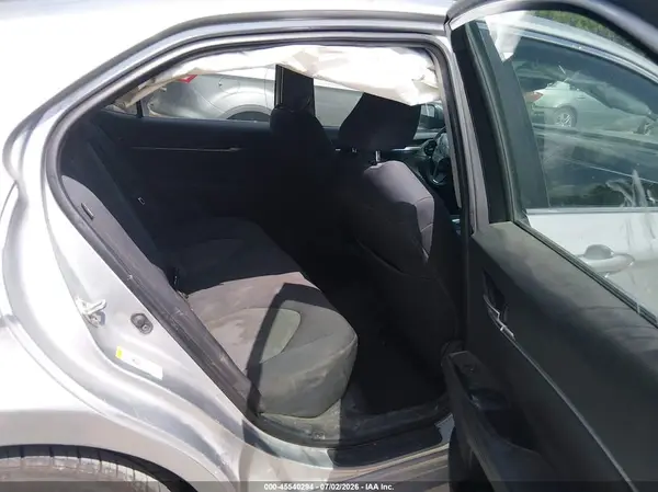 4T1B11HK6JU014511 2018 TOYOTA CAMRY - Image 8