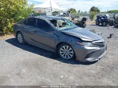 4T1B11HK6JU021698 2018 TOYOTA CAMRY
