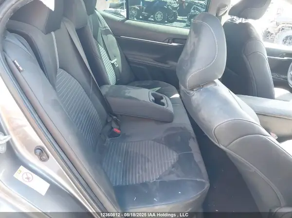 4T1B11HK6JU021698 2018 TOYOTA CAMRY - Image 8