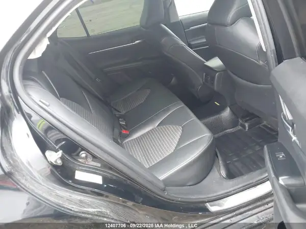 4T1B11HK6JU023547 2018 TOYOTA CAMRY - Image 8