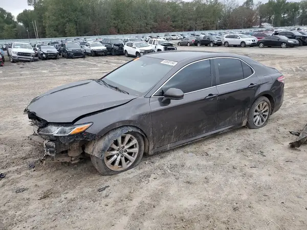 4T1B11HK6JU029445 2018 TOYOTA CAMRY - Image 1