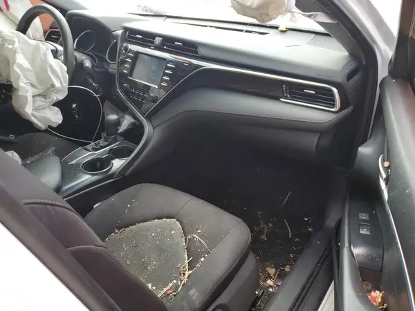4T1B11HK6JU030529 2018 TOYOTA CAMRY - Image 8