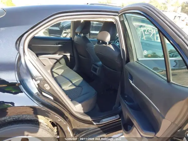 4T1B11HK6JU033687 2018 TOYOTA CAMRY - Image 8