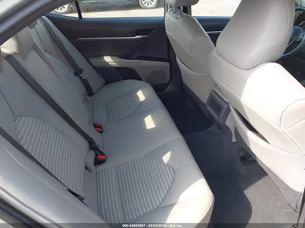 4T1B11HK6JU034760 2018 TOYOTA CAMRY - Image 8