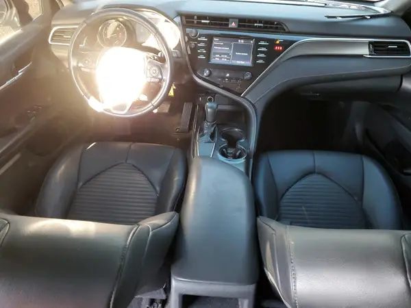 4T1B11HK6JU040736 2018 TOYOTA CAMRY - Image 8
