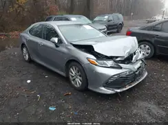 4T1B11HK6JU041532 2018 TOYOTA CAMRY