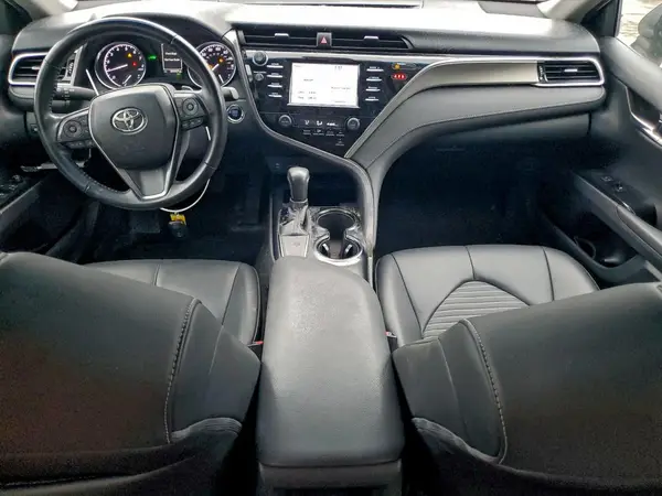 4T1B11HK6JU045189 2018 TOYOTA CAMRY - Image 8