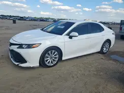4T1B11HK6JU050702 2018 TOYOTA CAMRY