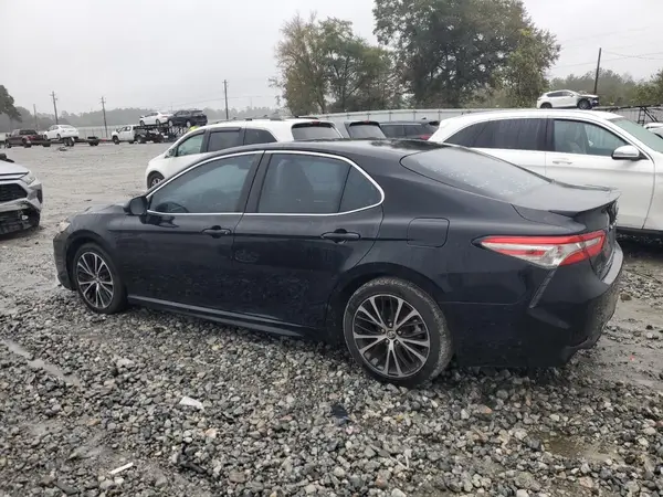 4T1B11HK6JU055186 2018 TOYOTA CAMRY - Image 2