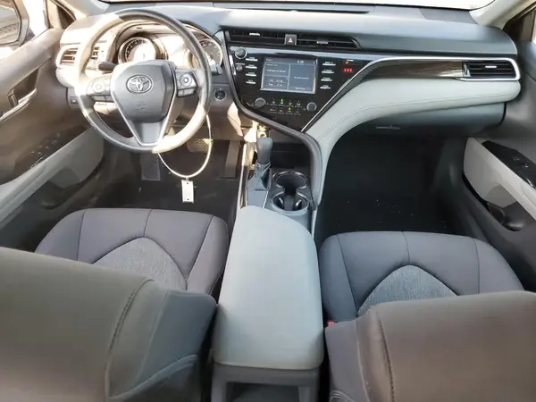 4T1B11HK6JU058511 2018 TOYOTA CAMRY - Image 8