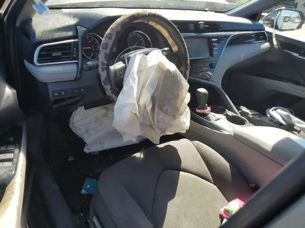4T1B11HK6JU062168 2018 TOYOTA CAMRY - Image 8