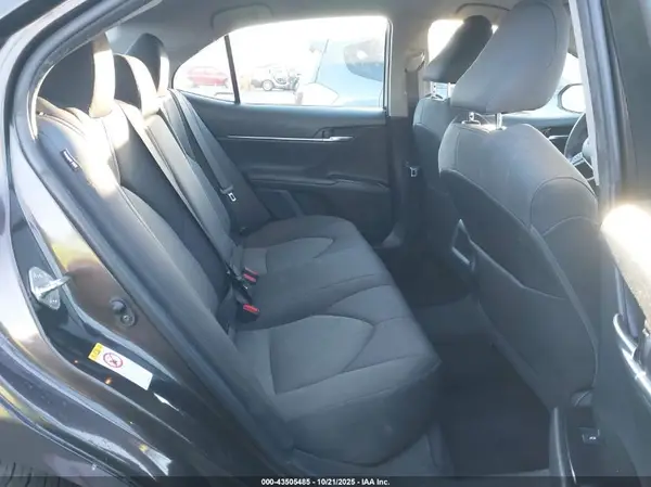 4T1B11HK6JU064003 2018 TOYOTA CAMRY - Image 8