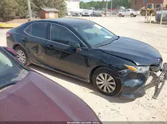 4T1B11HK6JU067077 2018 TOYOTA CAMRY