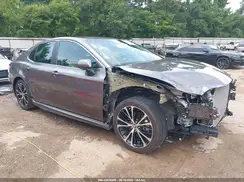 4T1B11HK6JU067421 2018 TOYOTA CAMRY