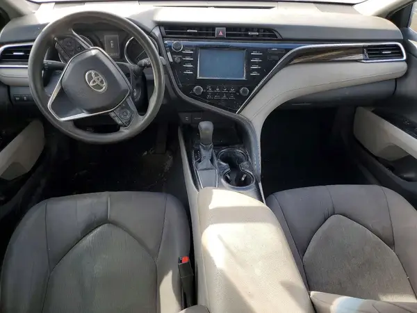 4T1B11HK6JU068486 2018 TOYOTA CAMRY - Image 8