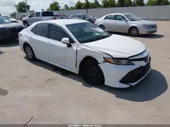 4T1B11HK6JU076197 2018 TOYOTA CAMRY